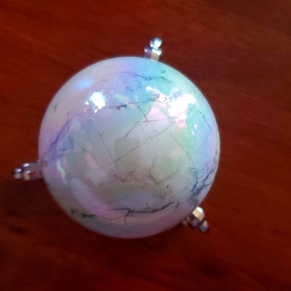 Angel Aura Sphere on Metal Stand - Picture 3 of 3